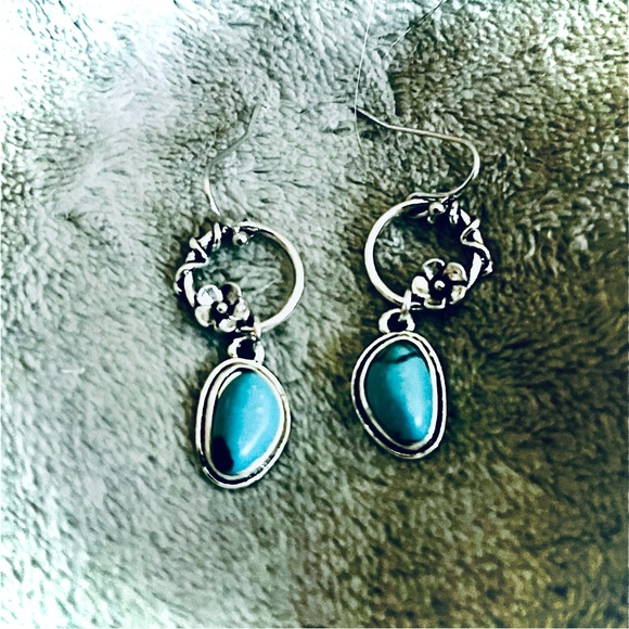 New Handmade Sterling Silver Natural Turquoise Floral Daisy Vine Wrap Earrings - Picture 5 of 11